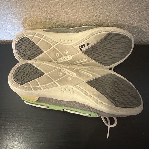 Crocs Walu boat shoes size 8 women’s Canvas Upper Yellow Green Grey Casual - Picture 4 of 5